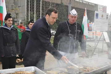 6-метров Никулденски шаран "уловиха" в Бургас