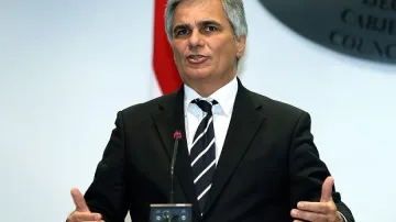 Австрия: Да се спре безразборното нелегално влизане в страната