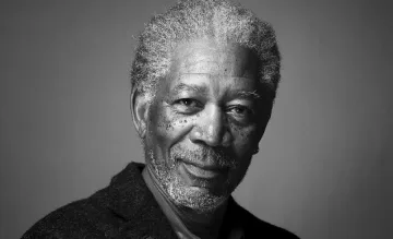 Самолетът на Морган Фрийман кацна аварийно в Мисисипи