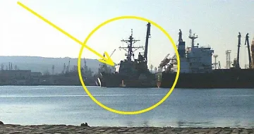 Военен кораб на САЩ във Варна
