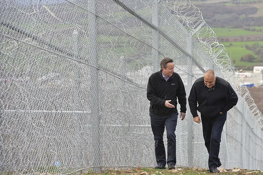 Камерън на браздата: Учете се от България (ВИДЕО)