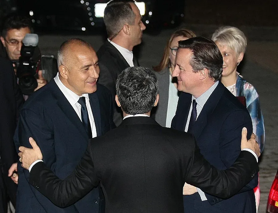 Камерън посещава българо-турската граница 