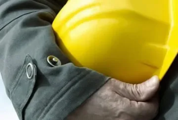 31-годишен загина при трудова злополука