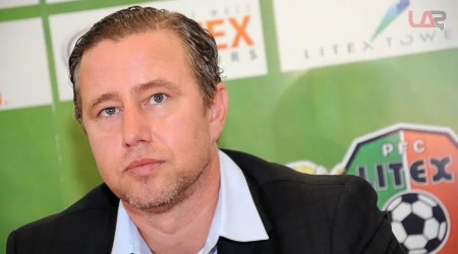 Регекампф къса с "Литекс", подписва със "Стяуа"