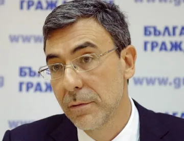 ДСБ иска оставката на проф.Танев
