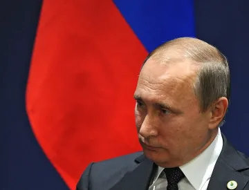 Путин пак си оряза заплатата