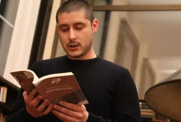 Девет българи в световното хайку