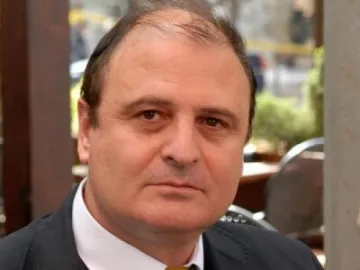 Реагираха ли по правилата служби на бомбената заплаха?