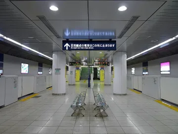 Експлозия блокира метрото на Токио