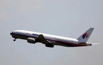 Грип тръшна масово пилоти, стотици блокирани в Куала Лумпур