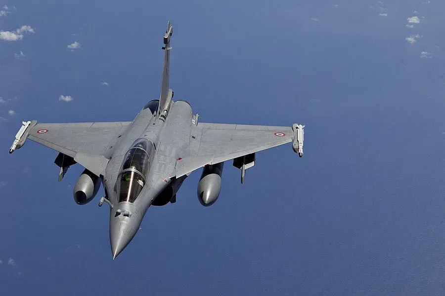 Турски изтребители летяха 30 минути над Гърция