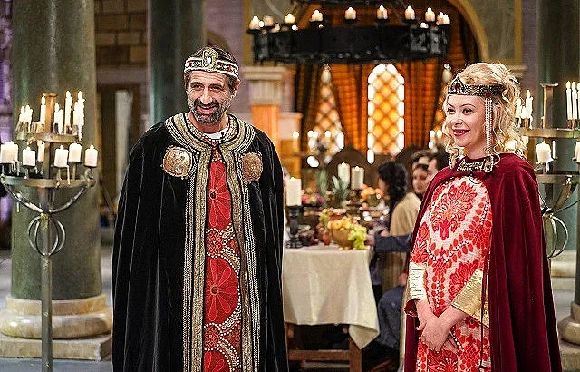 Вкиснати скечове по БНТ, чалга по Нова и Би Ти Ви