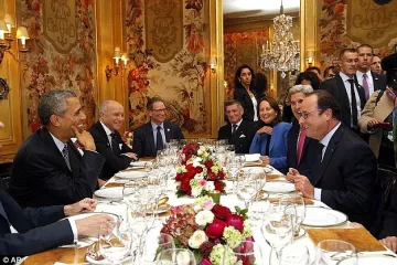 Оланд заведе Обама в шик ресторант