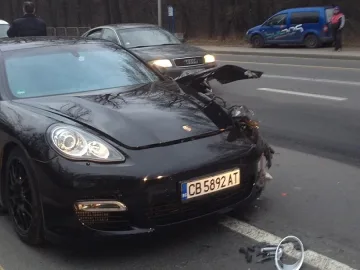 Тапа на Семинарията след верижна катастрофа