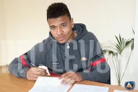 Официално: "Левски" подписа с нападател 