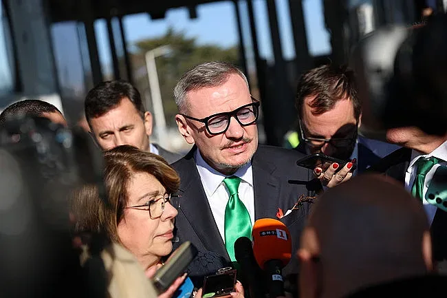 Министър Милошев разкри късмета си от баницата - какво очаква родния туризъм