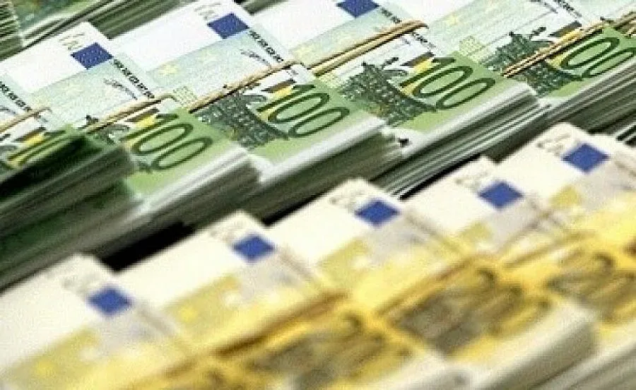 500 фирми в резервен списък за европари