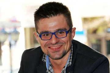 Андрей: Женкарят в мен умря