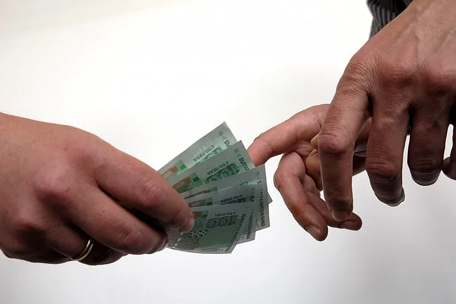 Такса до 1% за предсрочно погасяване