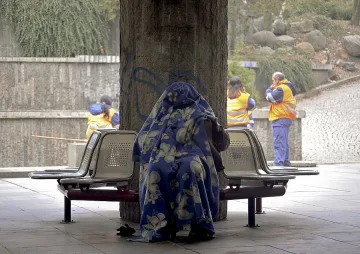 Прибраха над 50 бездомници заради студа в София