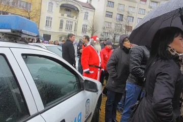 И Дядо Коледа на протест за винетките (ОБЗОР)