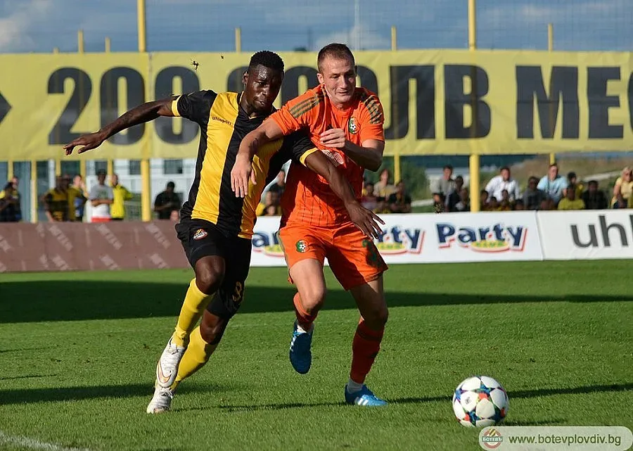 "Литекс" обърна "Ботев" за върха в "А" група