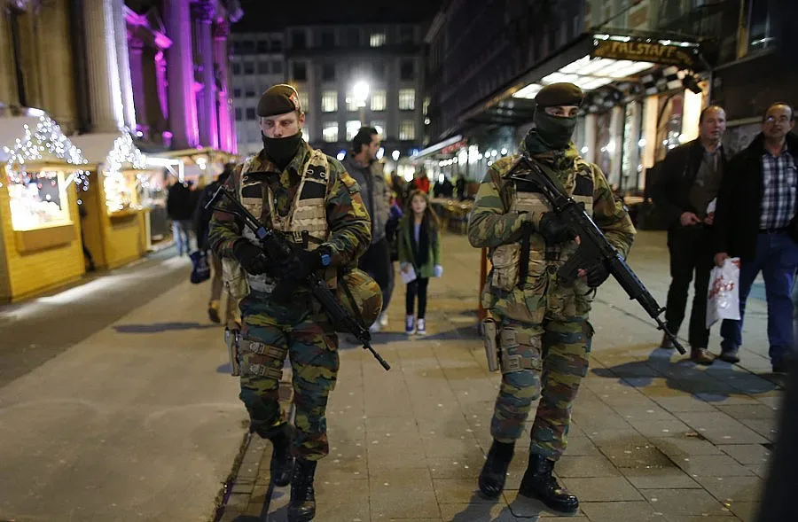 Белгия лови още терористи