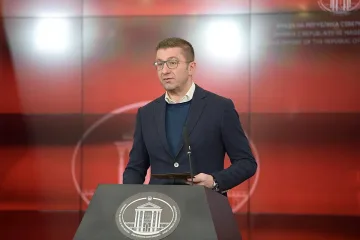 Мицкоски бесен! Няма да има промени в конституцията