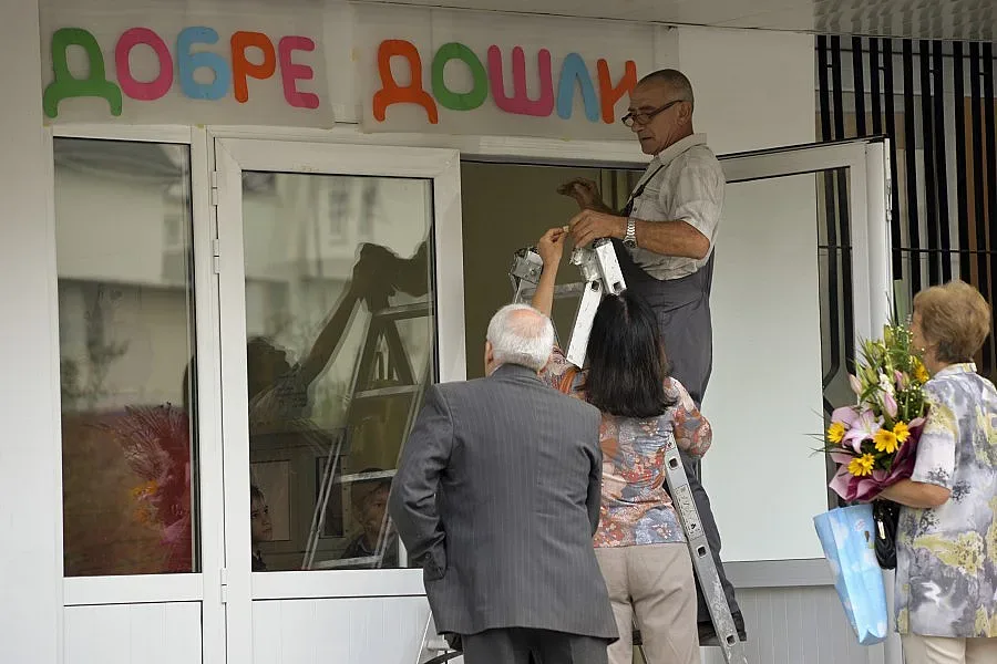 Пенсионират 33-ма директори в София