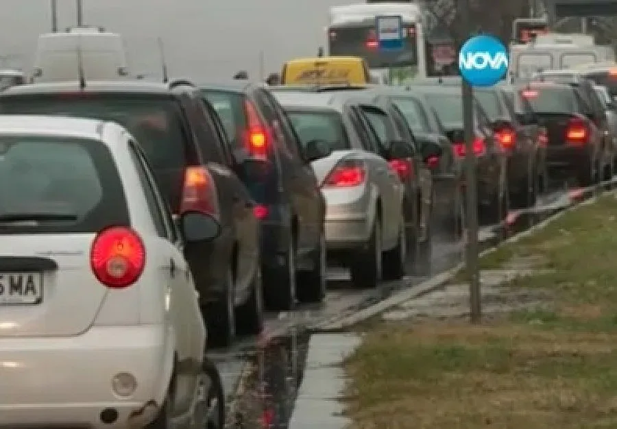 Ад в София заради "черния петък" (ВИДЕО)
