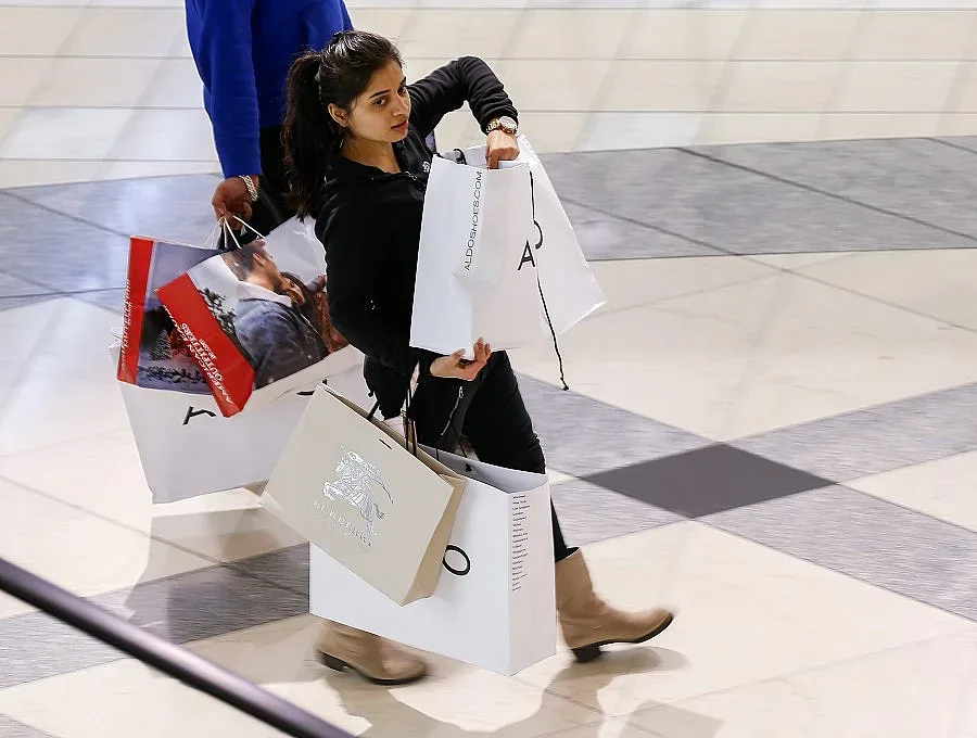 Вируси дебнат в "черния петък"