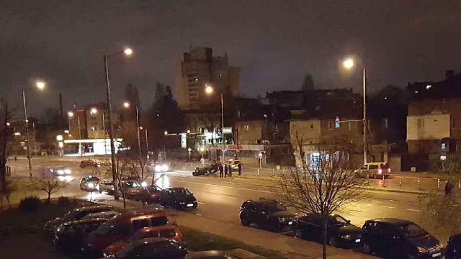 Незаконна гонка приключи с катастрофа