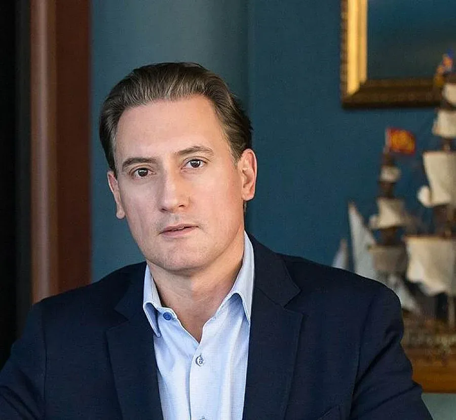 Кирил Домусчиев: Заводът ни в Италия ще е бижу в добри ръце