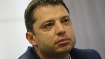 Добрев: Ще има ограничения при спиране на газа 