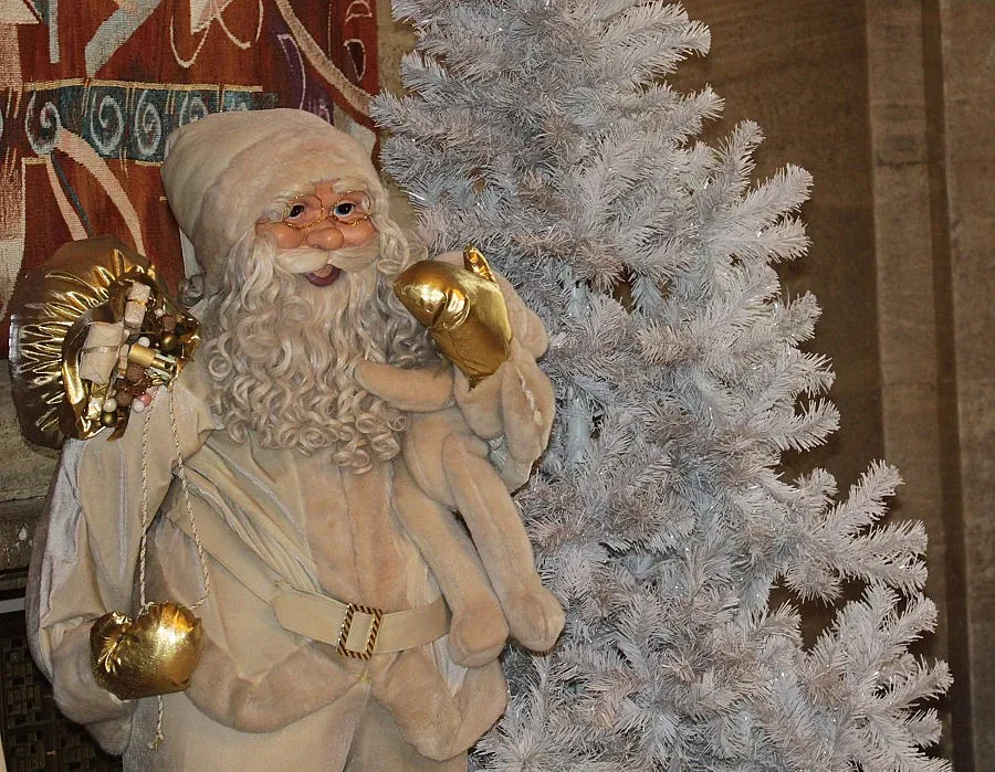 Суджуци и бонбони на Булеварда на елхите