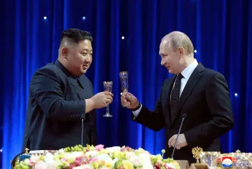 Ким Чен-ун прати писмо на Путин, нарече го "най-скъп приятел"