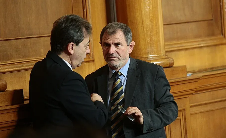 Цацаров дава Методи Андреев на комисията по етика