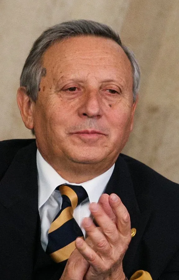 БАН предлага с мигранти да оправим демографията