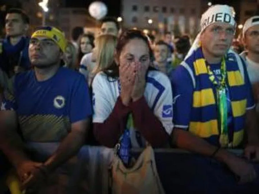 Фензоните на Евро 2016 оцеляха