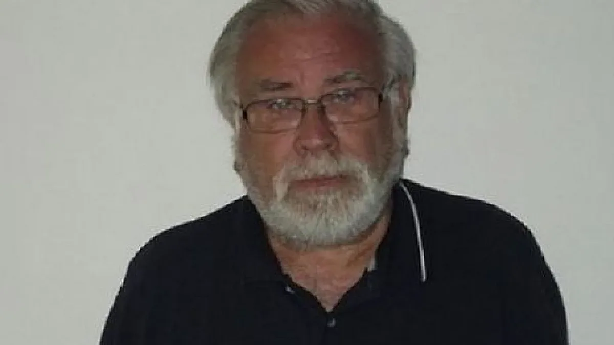 Дисидентът Петър Бояджиев скъса кордона. Тежка присъда за пепетата