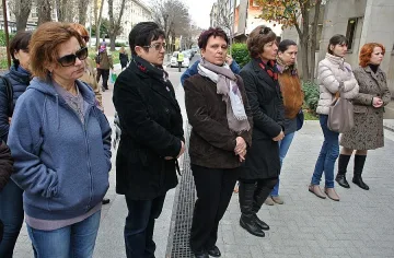 Библиотекари и музейни работници подкрепиха протеста в Хасково