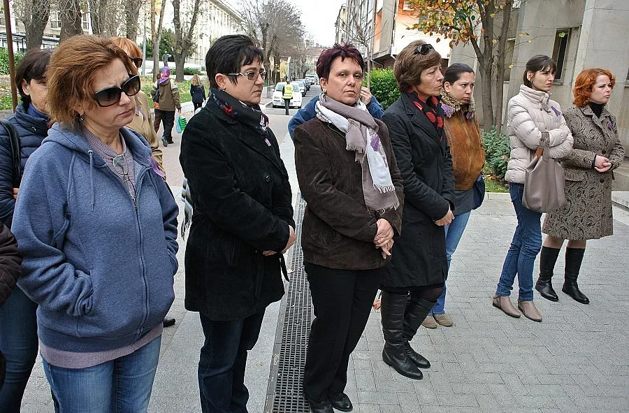 Библиотекари и музейни работници подкрепиха протеста в Хасково