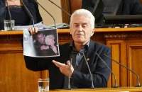 Прокуратурата обжалва мярката на Сидеров и Чуколов 