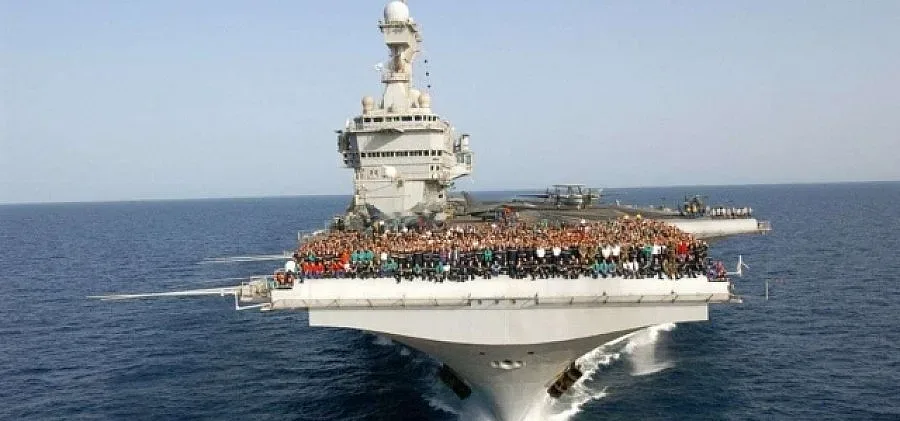 Френски изтребители от "Шарл де Гол" излетяха към ИДИЛ