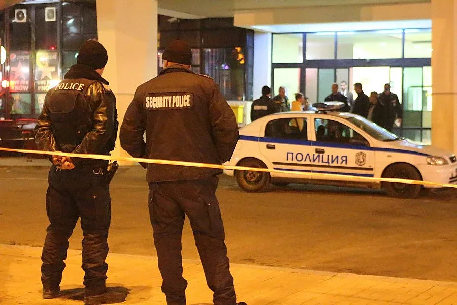 20% от българите спират излизанията заради страх от терор