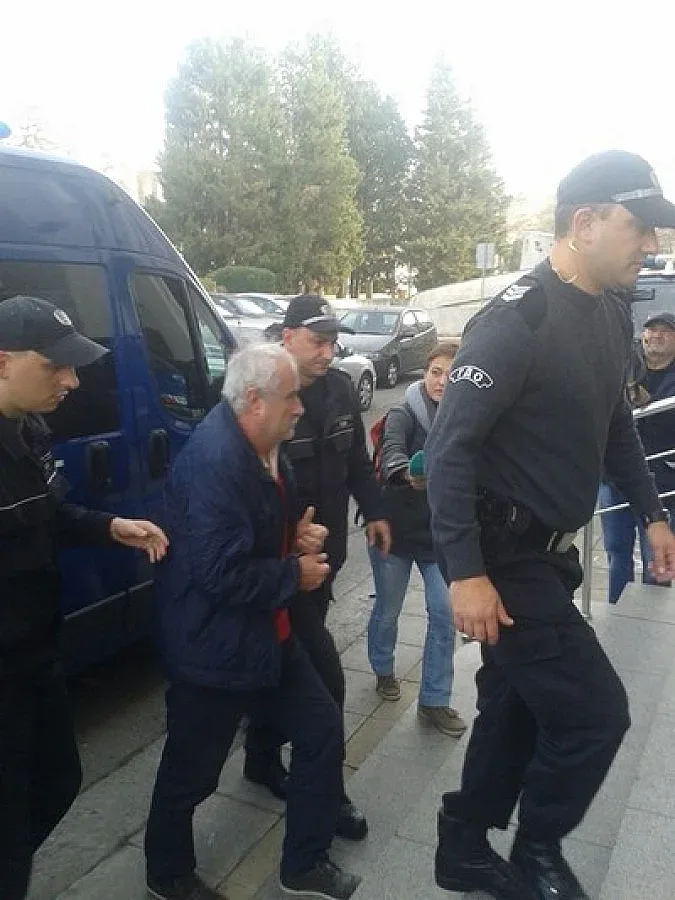 Пуснаха поляка с "бомбата" под парична гаранция