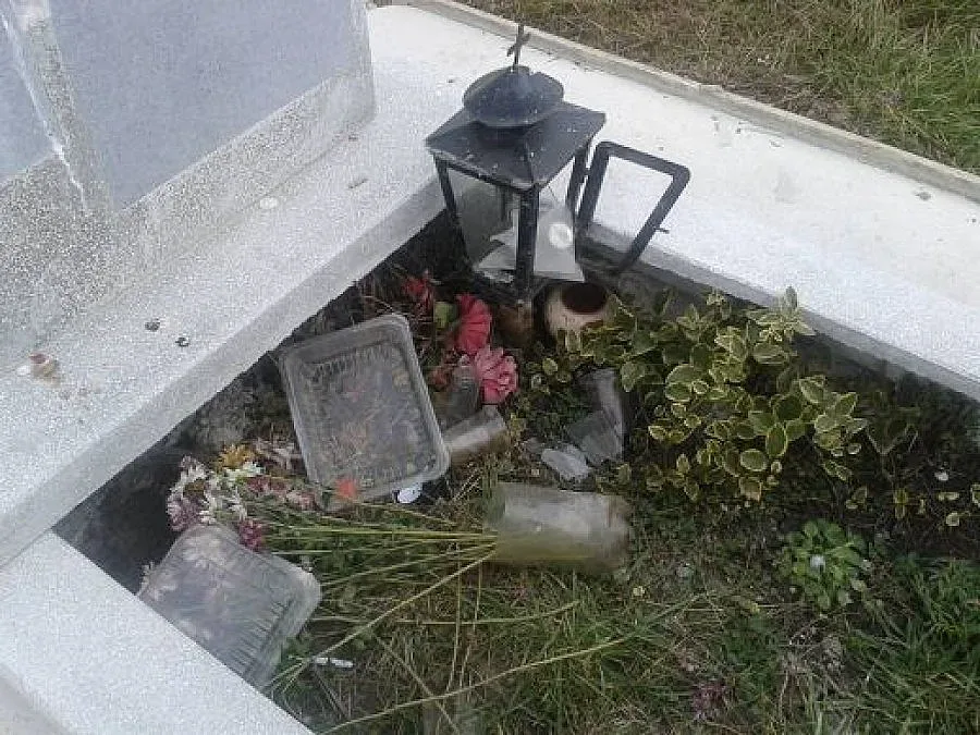 Вандалско посегателство срещу гробища