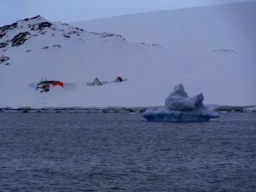 Антарктическата ни база е открита за новия полярен сезон 