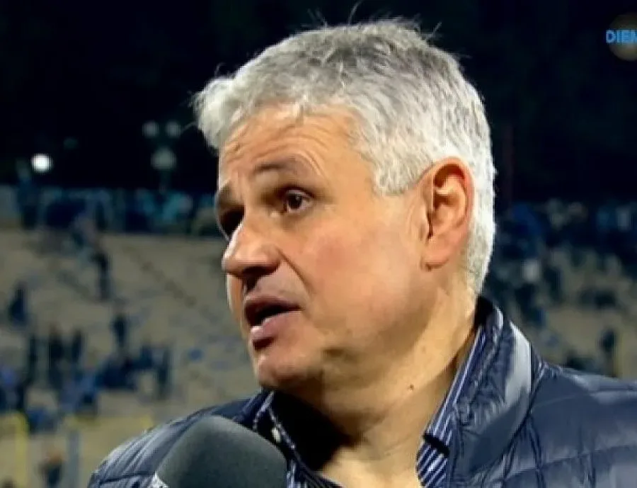 Стойчо защити атаката на "Левски"