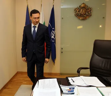 Митов: Няма улики за БГ оръжие в Париж